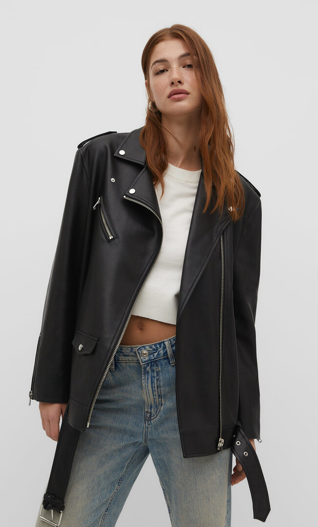 

Stradivarius Oversize-Kunstlederjacke im Bikerlook Schwarz XL