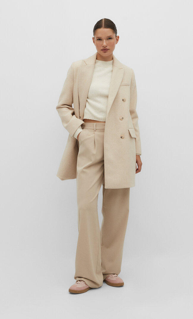 

Stradivarius Stoffmantel Ecru S