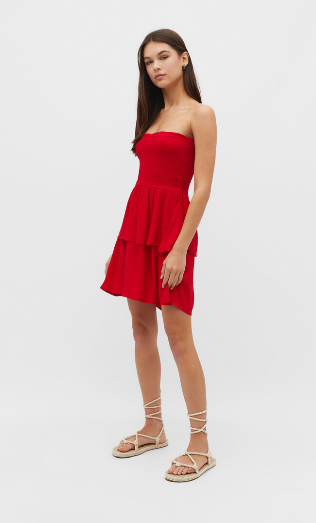 

Stradivarius Kurzes Bandeau-Kleid mit Gummizug Rot XS