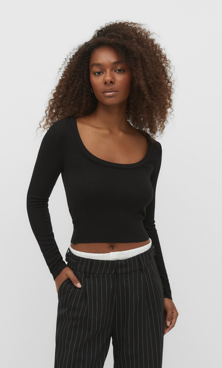 Camiseta cuello olla canalé