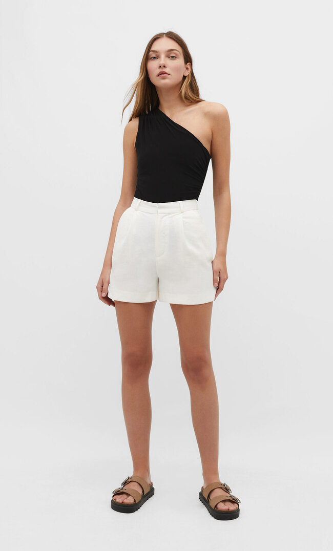 

Stradivarius Asymmetrischer drapierter Body Schwarz M