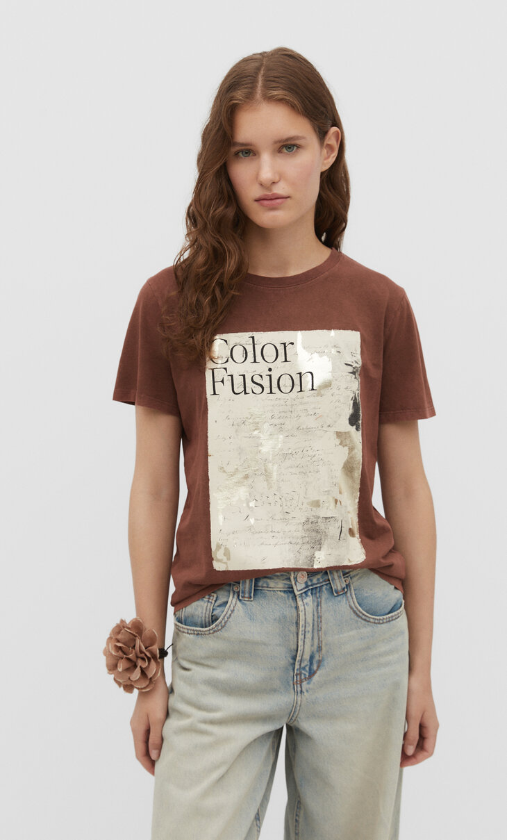 T-shirt i folie med blekt effekt