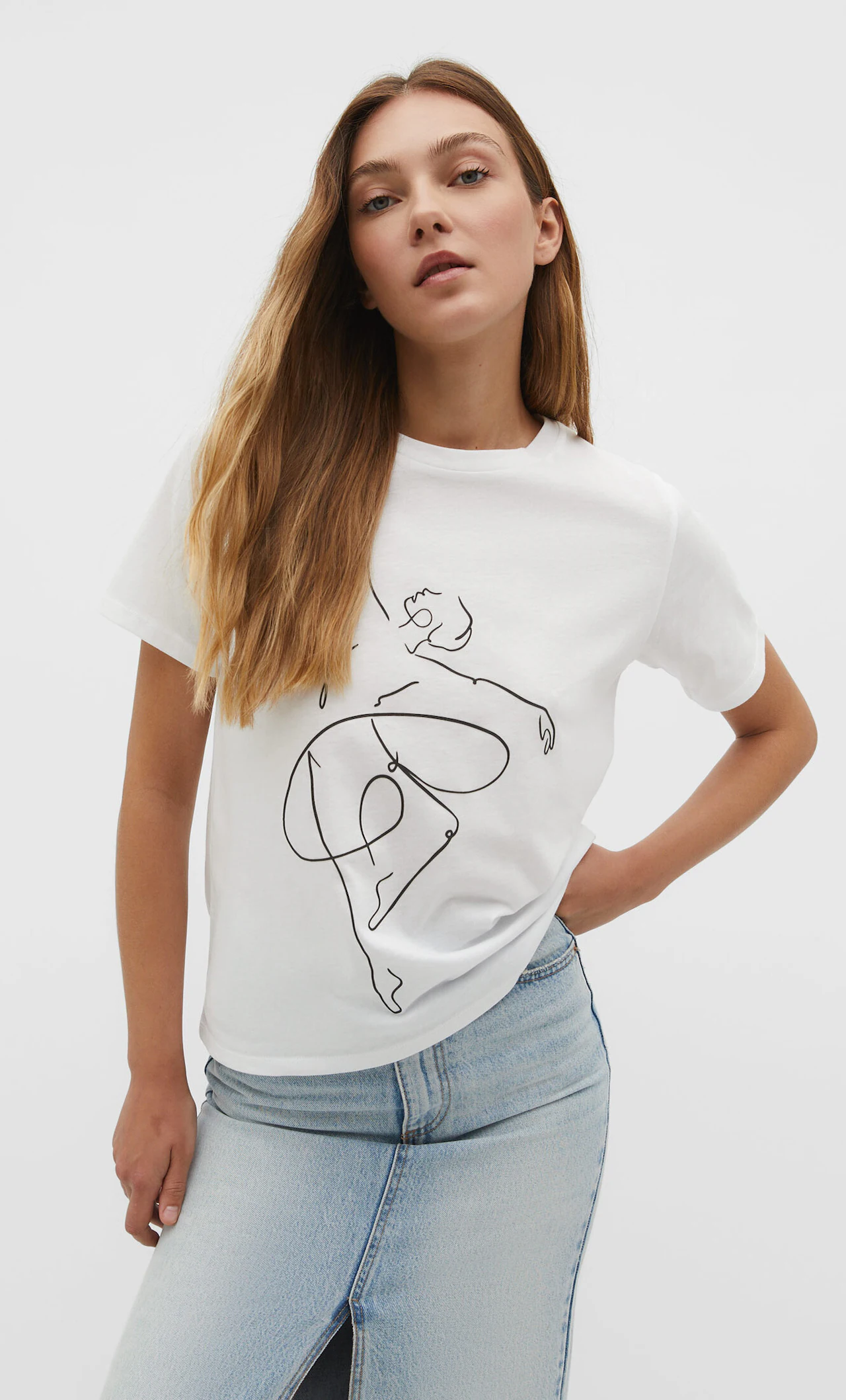 Ballerina print T-shirt Women's fashion | Stradivarius States