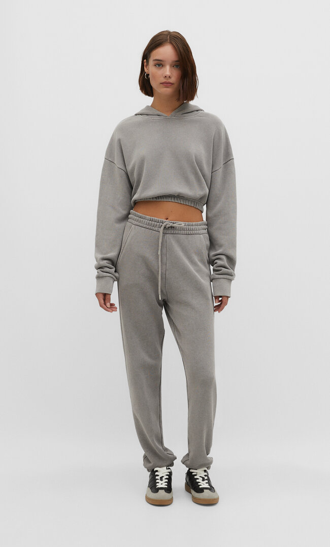 

Stradivarius Joggerhose aus Plüsch Grau XL