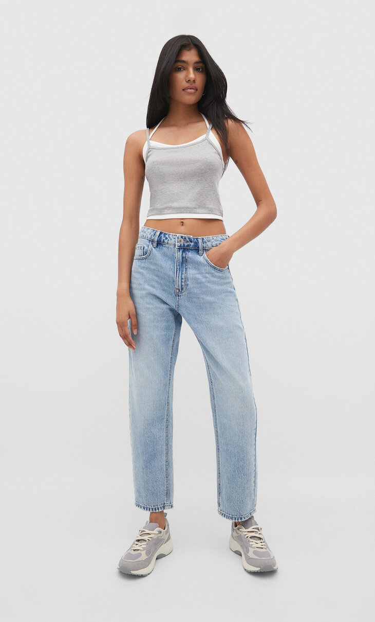 Mid-rise mom jeans