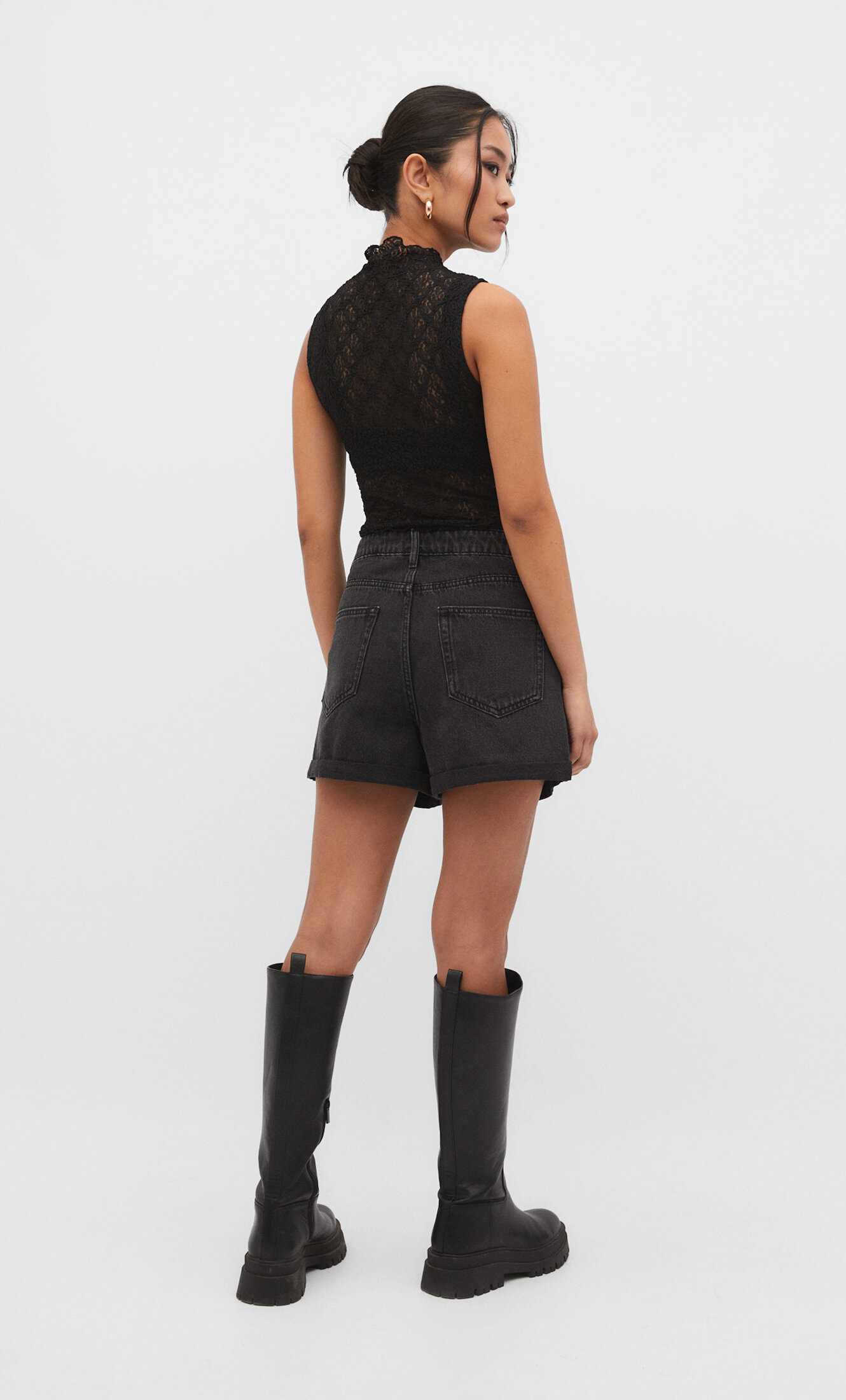 Stradivarius short mom online fit