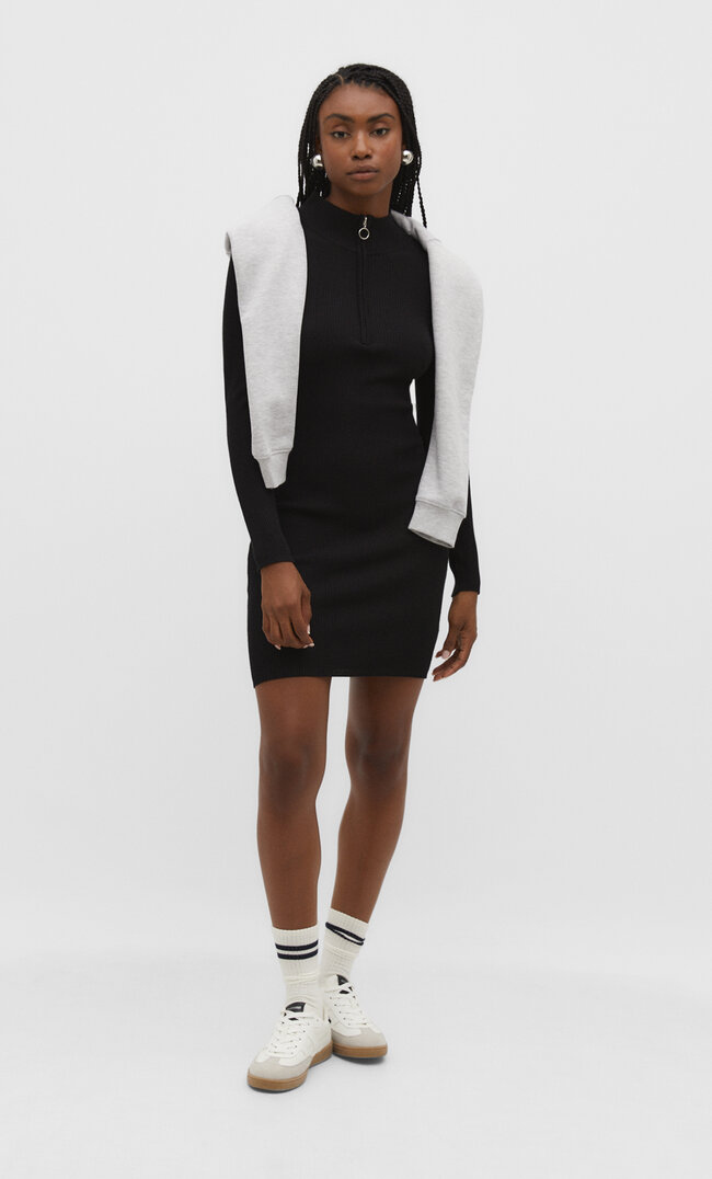 

Stradivarius Strickkleid mit Reißverschluss Schwarz XL