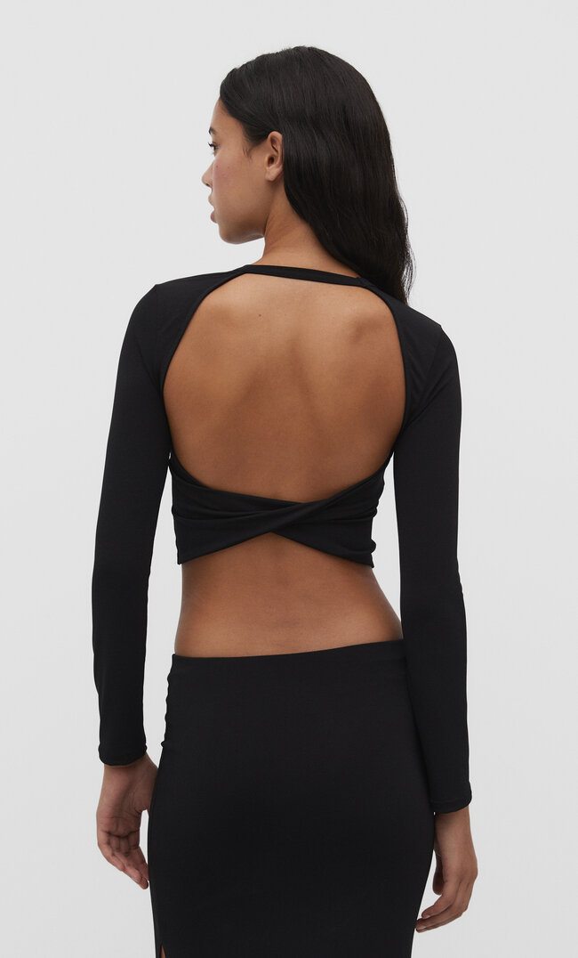 

Stradivarius Langarmshirt mit Rückenausschnitt Schwarz L