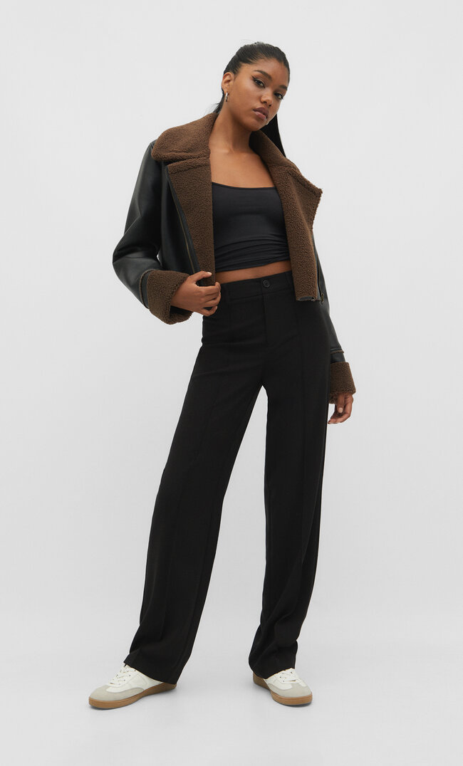 

Stradivarius Stoffhose mit Mittelnaht Schwarz 32
