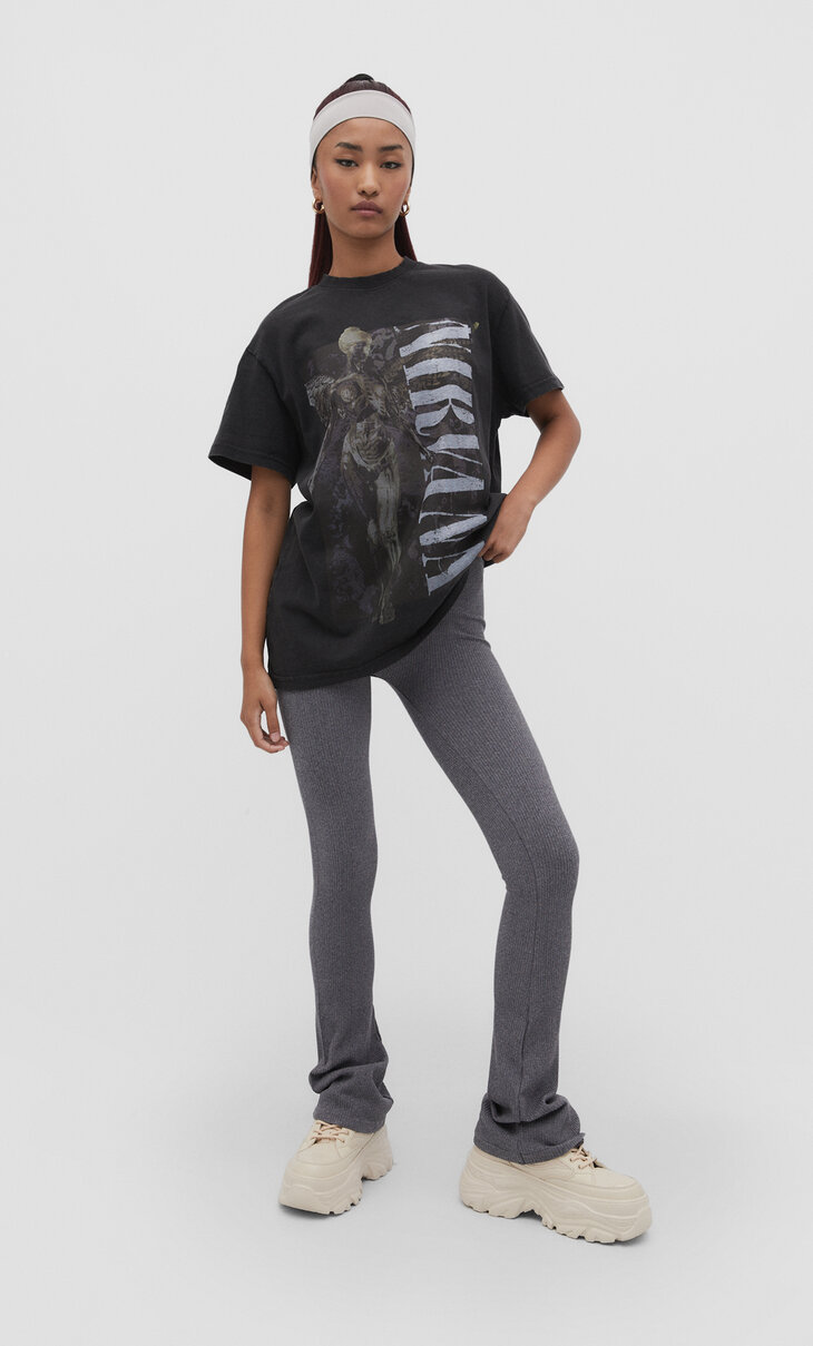 Utsvängda sömlösa leggings