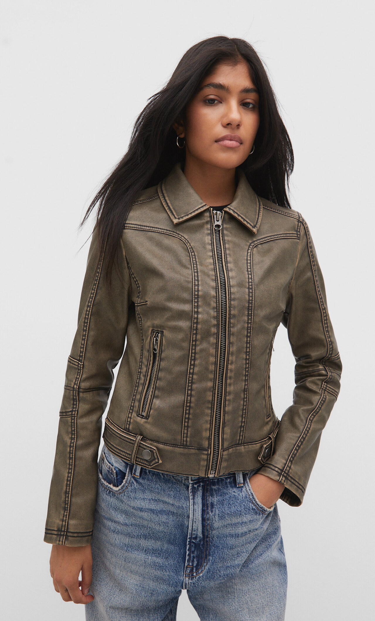 Faded fitted faux leather jacket - Women's null | Stradivarius Österreich