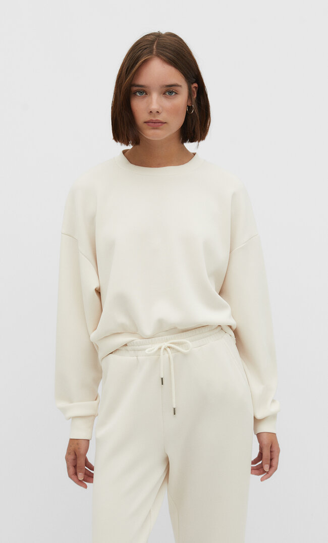 

Stradivarius Weiches Sweatshirt aus Modal Ecru XL