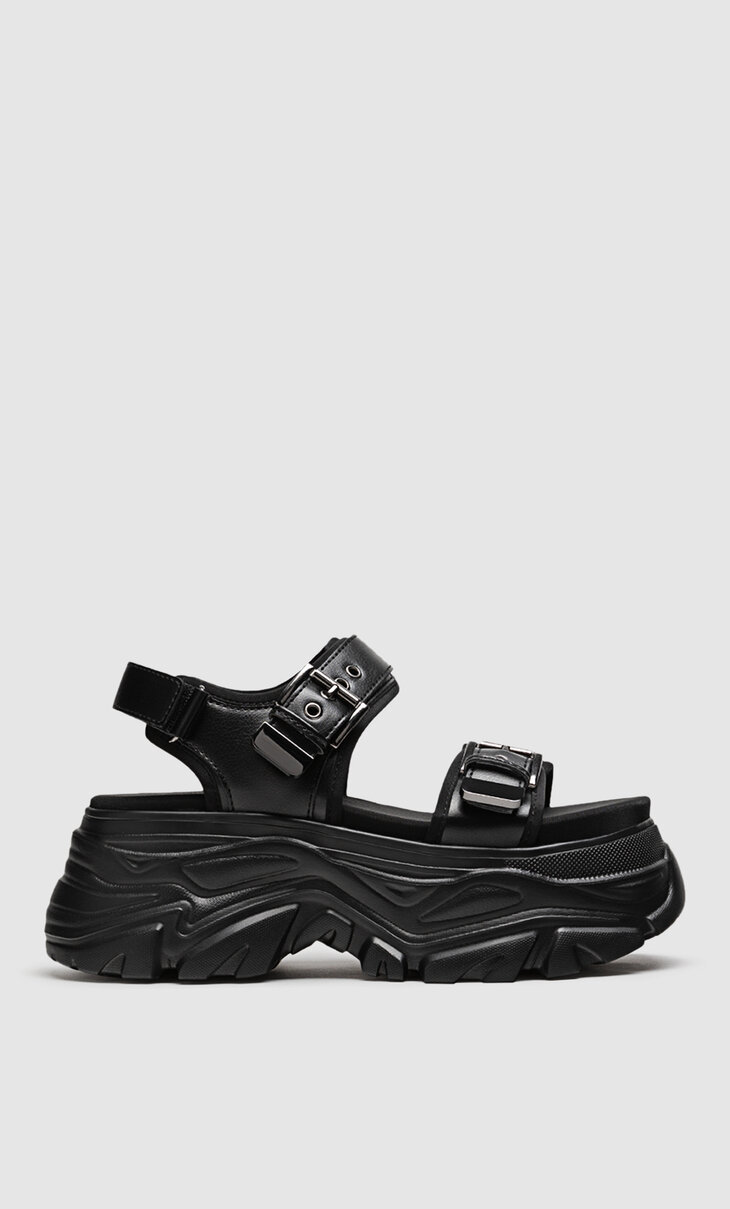 Sporty platform sandals