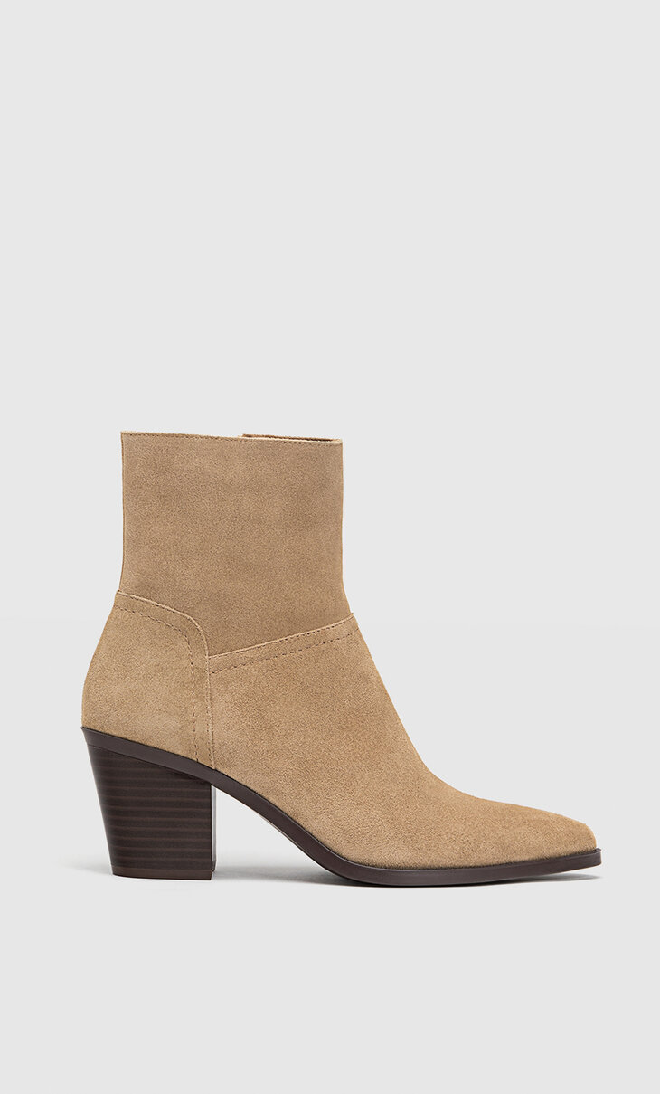 Suede rustic-style ankle boots