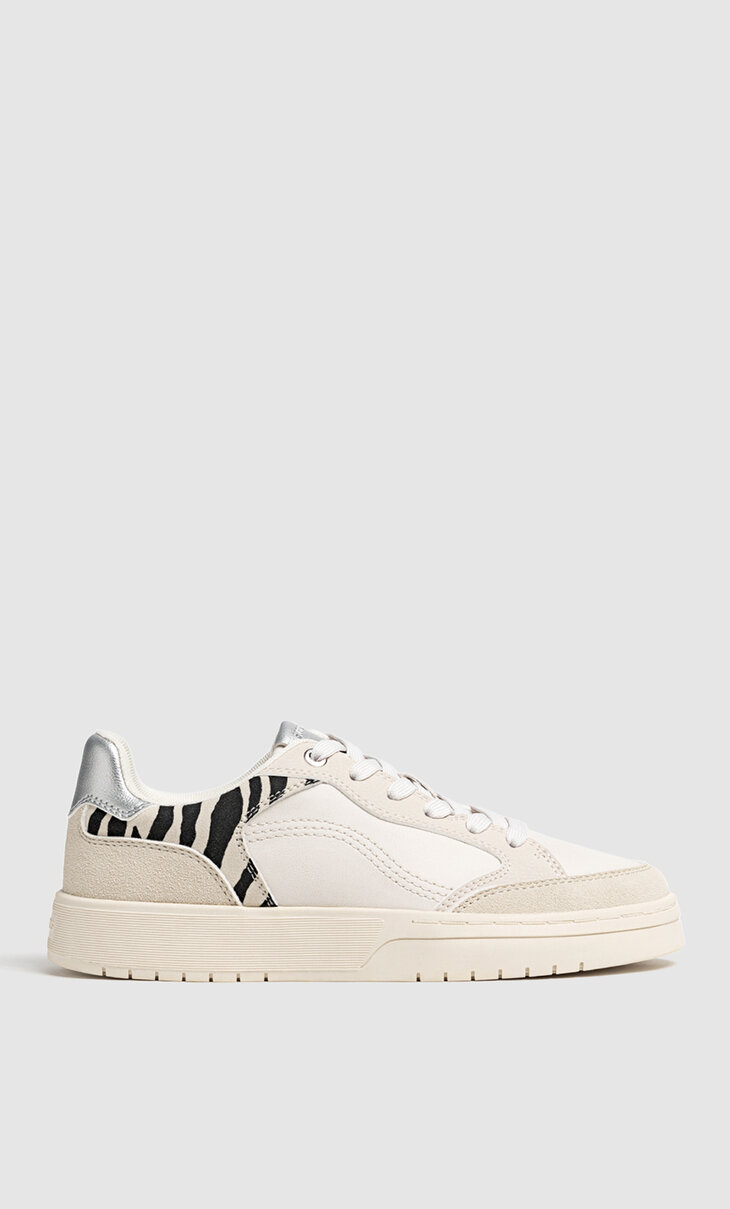 Casual contrast trainers