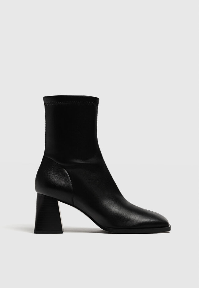 

Stradivarius Stretch-Stiefeletten mit halbhohem Absatz SCHWARZ 34