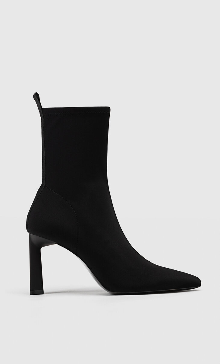 Bitterness Couscous mobile Fitted high-heel ankle boots - Women's fashion | Stradivarius United States