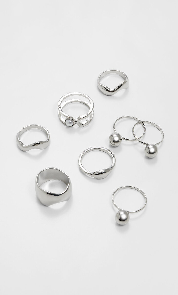 Set van 8 ringen