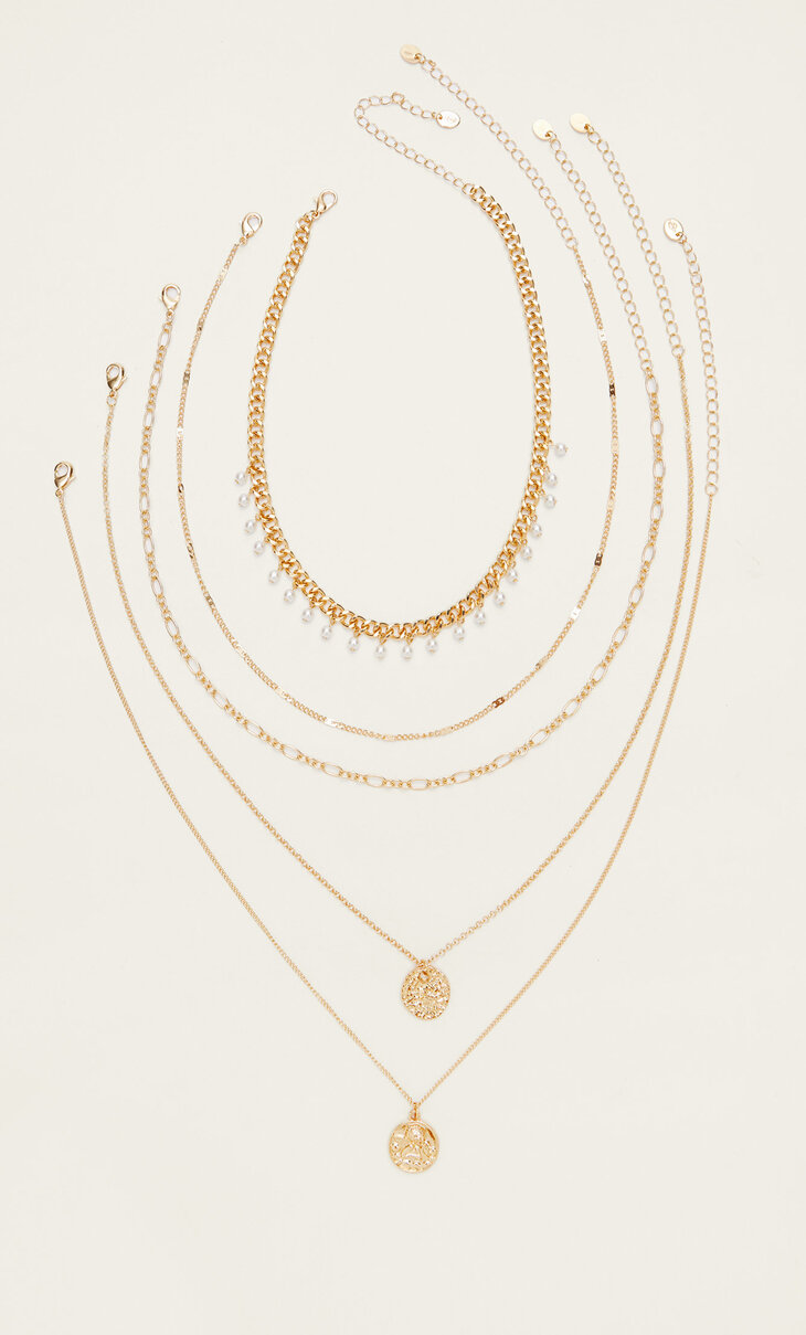 Set of 5 round charm necklaces