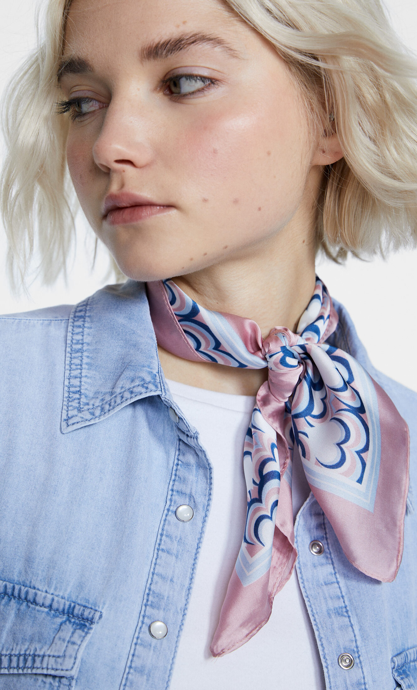 Pañuelos y de Mujer | Stradivarius España