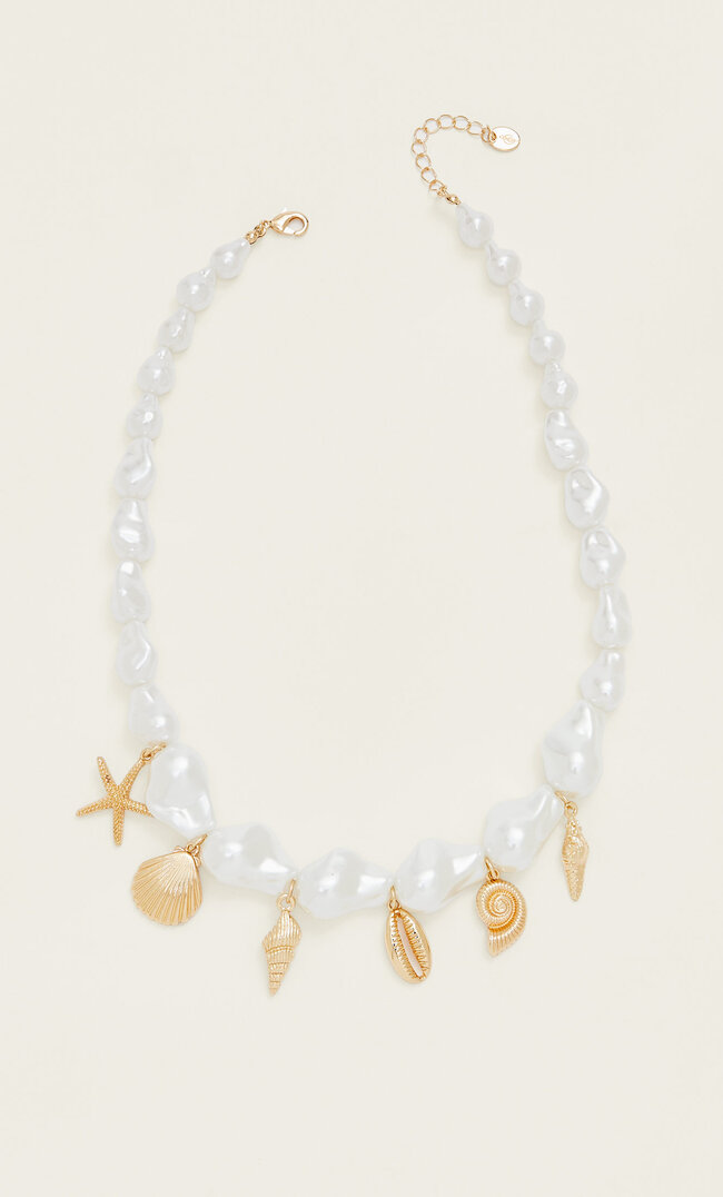 

Stradivarius Perlenhalskette Mit Meeres-Charms Gelb M