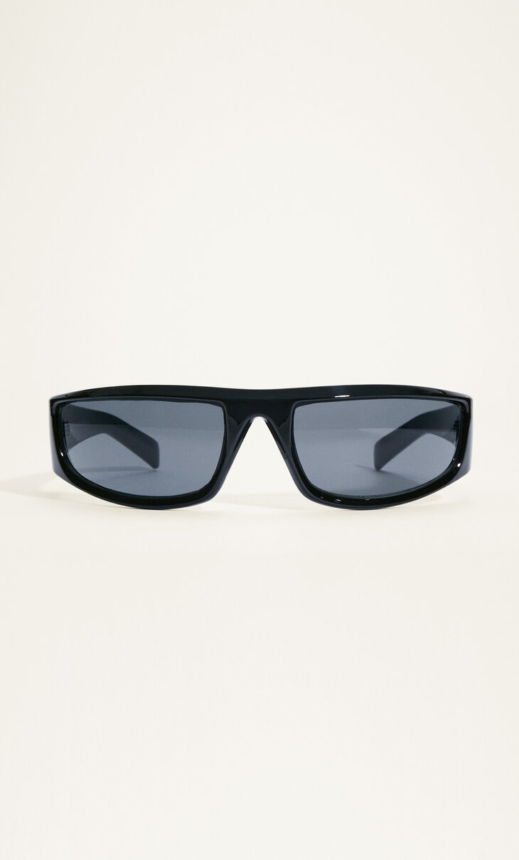 Resin sports sunglasses