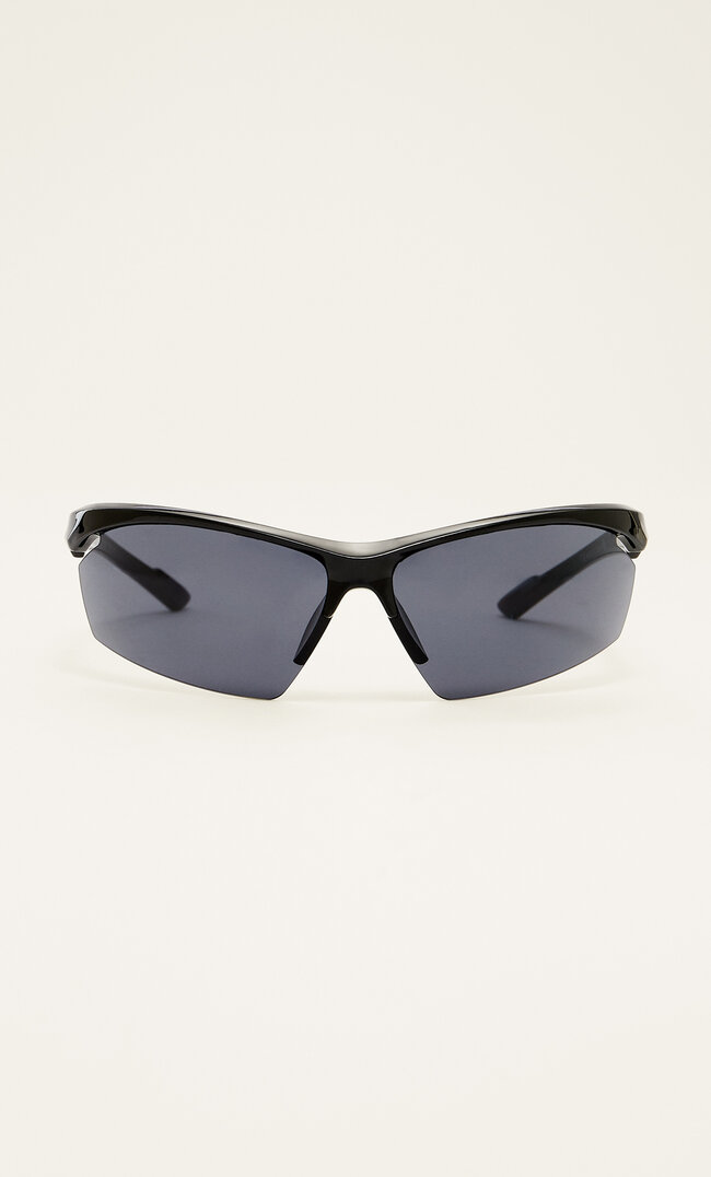 

Stradivarius Sonnenbrille Mit Kunststoffgestell An Der Oberseite Schwarz M