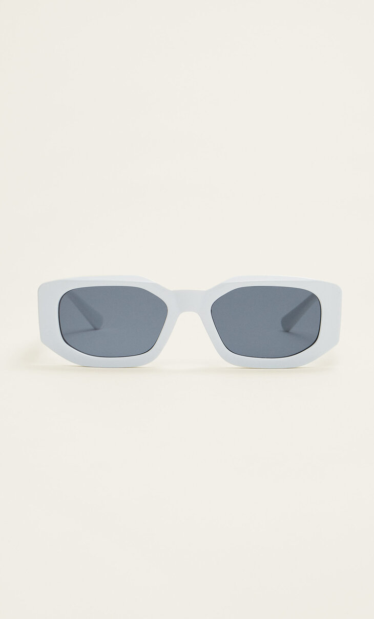 Rectangular sunglasses with resin frame