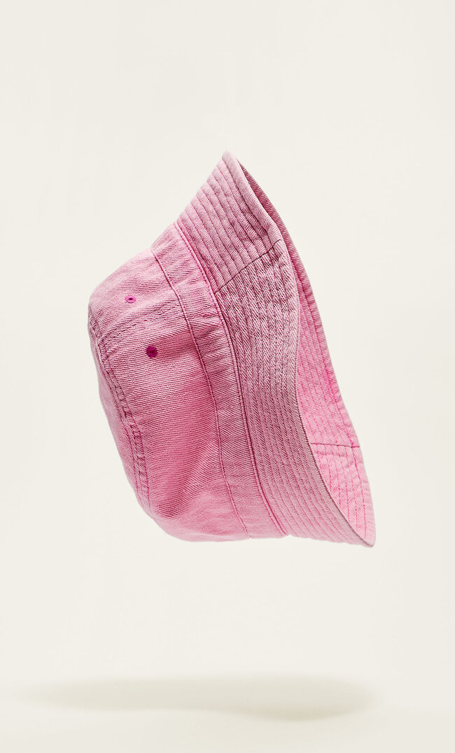 

Stradivarius Jeans-Bucket-Hat Im Washed-Look Pastellrosa 103