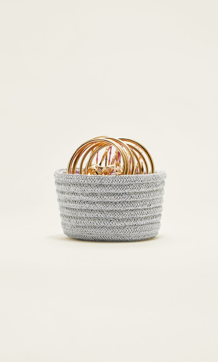 Small shiny jewellery basket