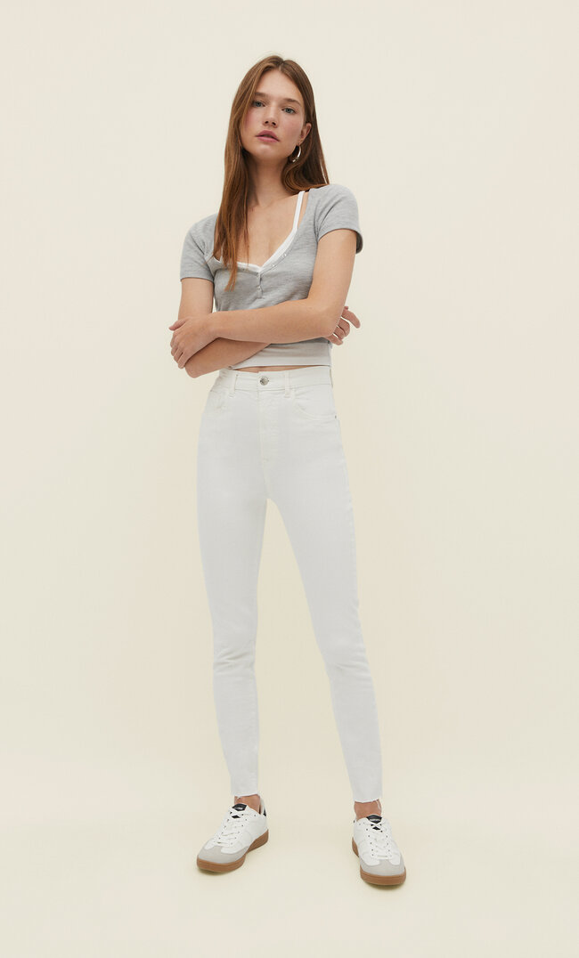 

Stradivarius Hose Mit Superhohem Bund In Farben Weiß 36