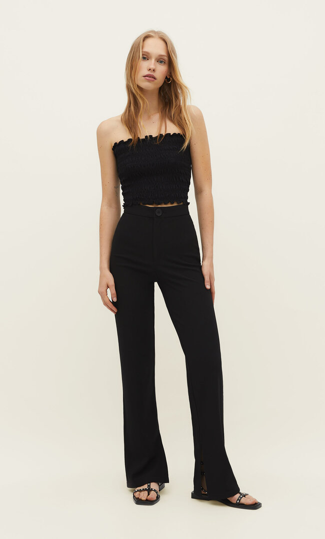 Stradivarius Gerippte Hose mit Schlitz am Saum Schwarz 38