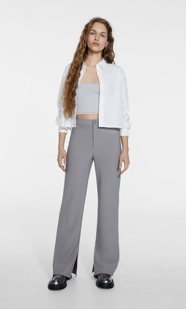 

Stradivarius Gerippte Hose mit Schlitz am Saum Perlgrau 36