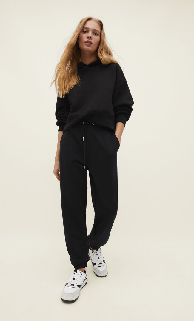 

Stradivarius Jogginghose Aus Plüschgewebe Schwarz Xxl