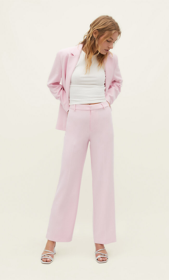 

Stradivarius Eleganckie spodnie Pastelowy róż 42