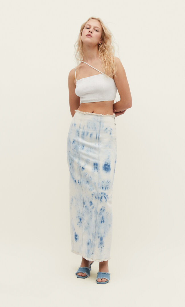 

Stradivarius Długa spódnica jeansowa ze wzorem tie dye Denimowy średni Light Blue 32