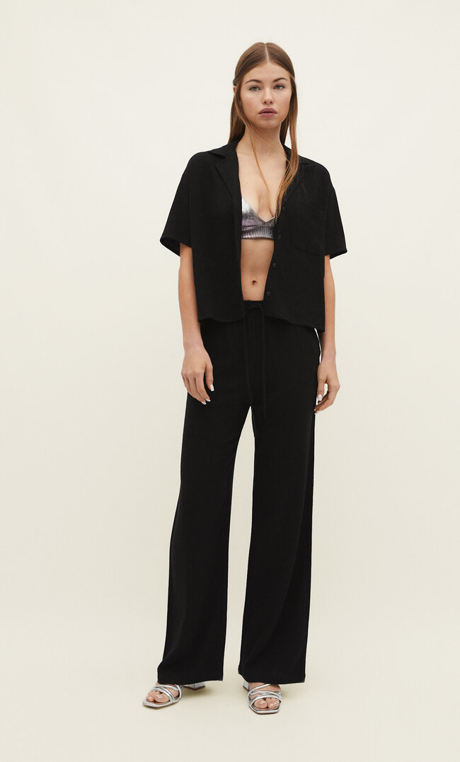 

Stradivarius Lange, Fließende Hose Stil Mit Leinenanteil Schwarz M