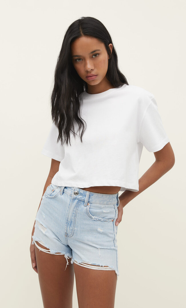 

Stradivarius Jeansshorts Mit Rissen Gebleichtes Denim 36