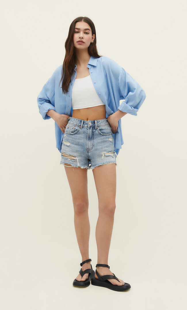 

Stradivarius Jeansshorts Mit Rissen Overdyed Denim 42