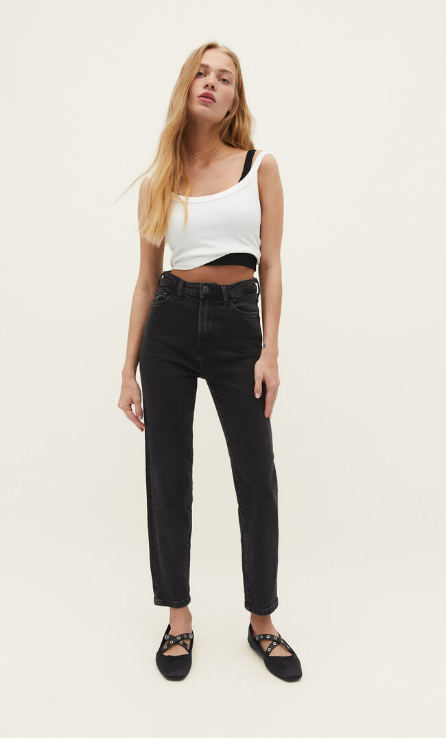 

Stradivarius Mom-Jeans Im Slim-Fit Black Denim Washed 38