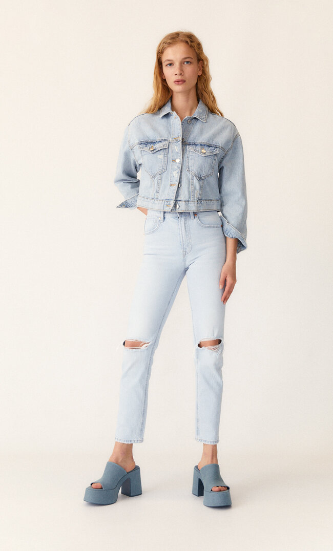 

Stradivarius Jeansy o prostym kroju slim fit Denim 38