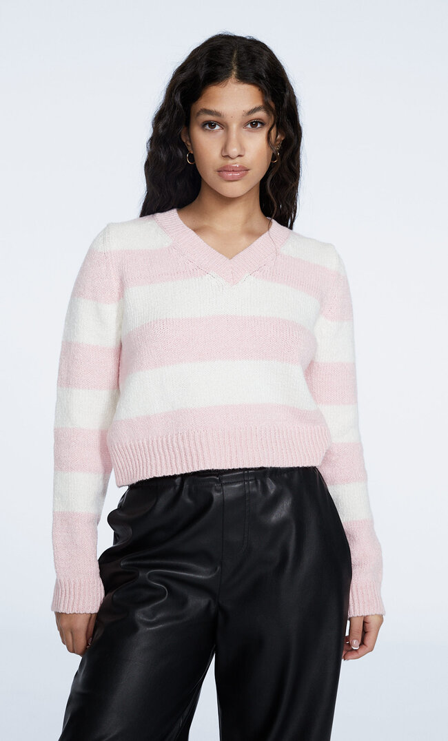 

Stradivarius Gefilzter Pullover Mit Streifen Kaugummirosa Xl