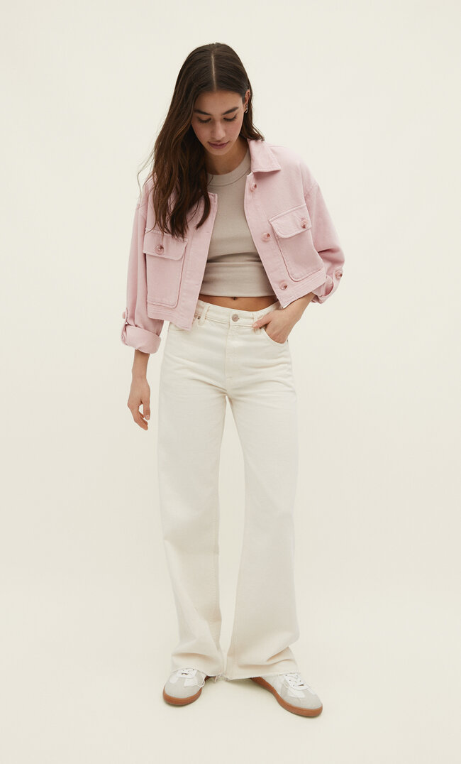 

Stradivarius Rustikale Cropped-Jacke aus Twill Pastellrosa XL