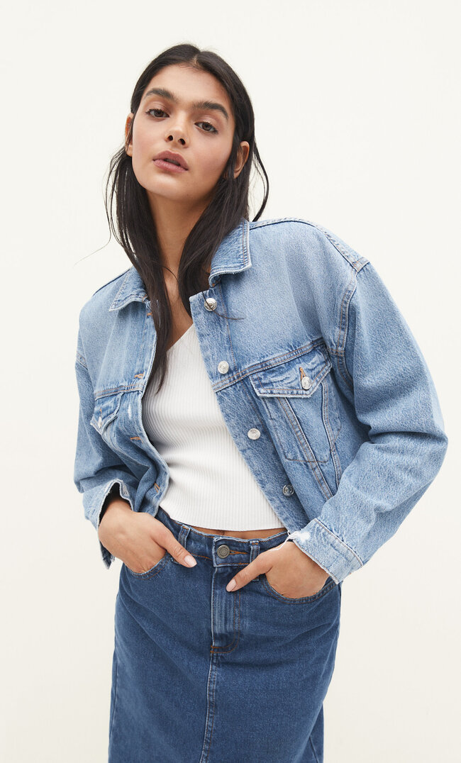 Stradivarius Cropped-Jeansjacke Medium Dark Blue Denim Xl