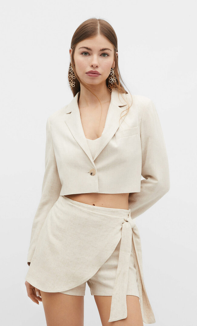 

Stradivarius Cropped-Blazer mit Leinenanteil Steingrau M