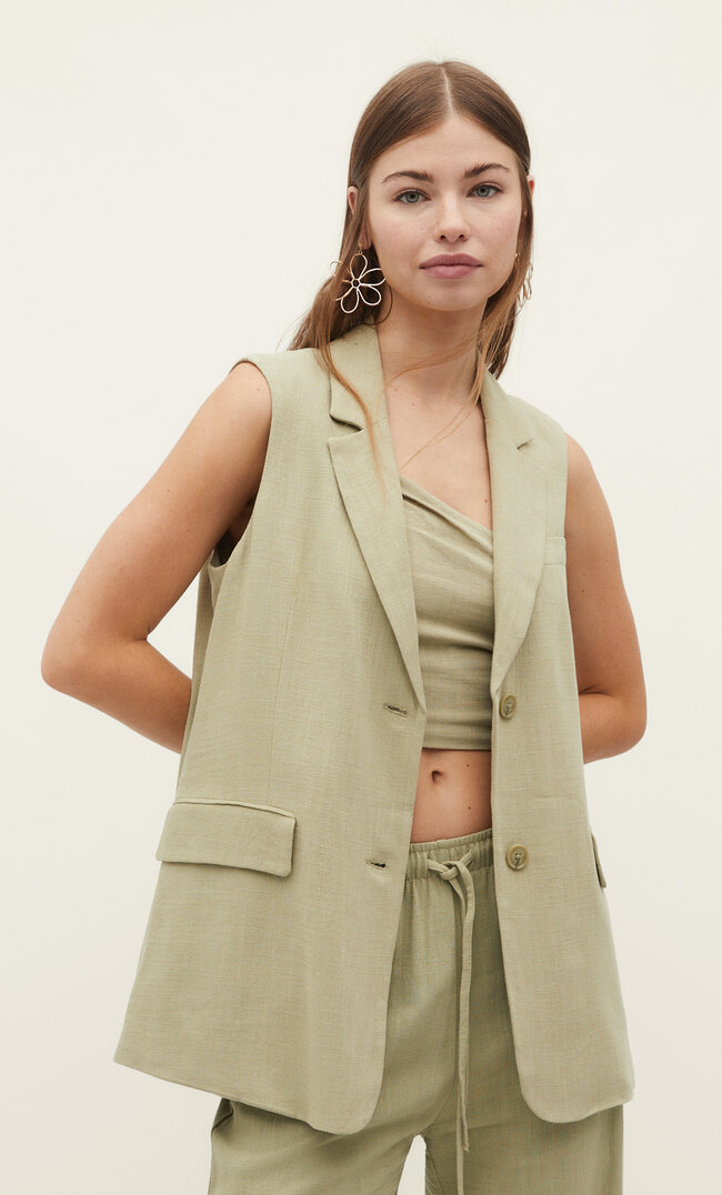 

Stradivarius Mittellange Weste mit Leinenanteil Khaki XL