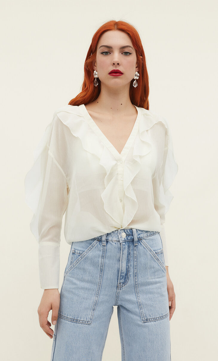 Flowing blouse with ruffles
