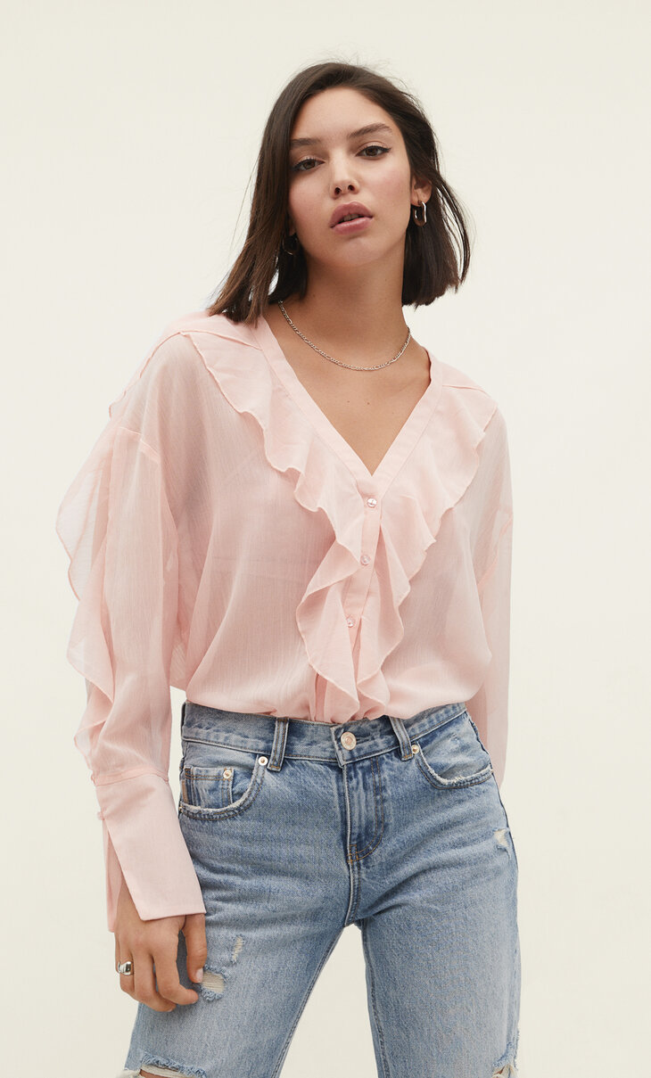 Flowing blouse with ruffles