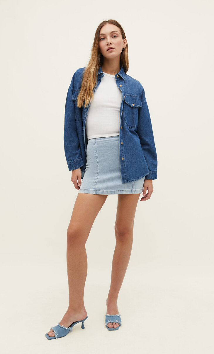 Flowing denim overshirt with pockets