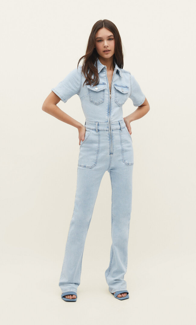 

Stradivarius Jeans-Jumpsuit Gebleichtes Denim L